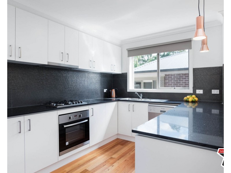 1/123 Lincoln Road, Croydon VIC 3136