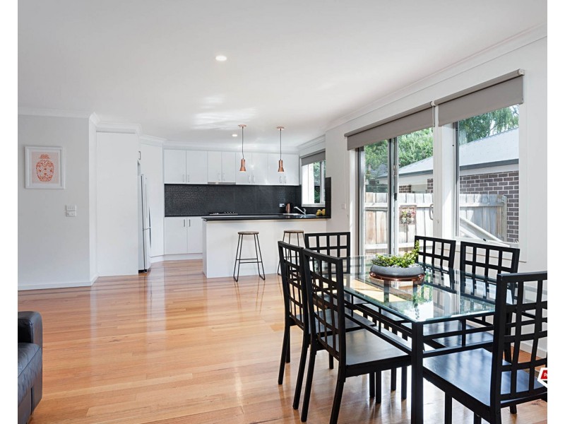 1/123 Lincoln Road, Croydon VIC 3136