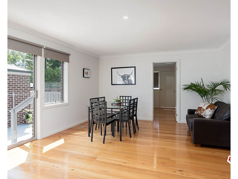 1/123 Lincoln Road, Croydon VIC 3136