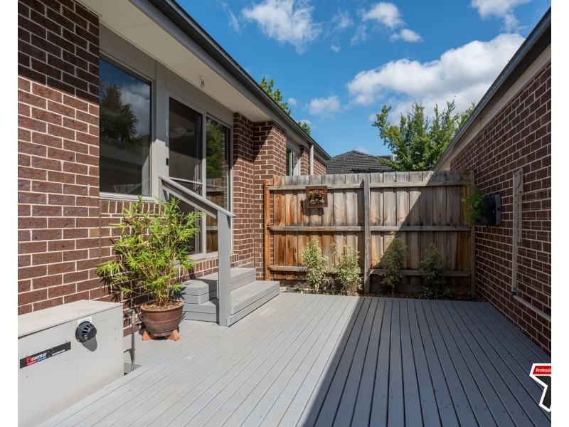 1/123 Lincoln Road, Croydon VIC 3136