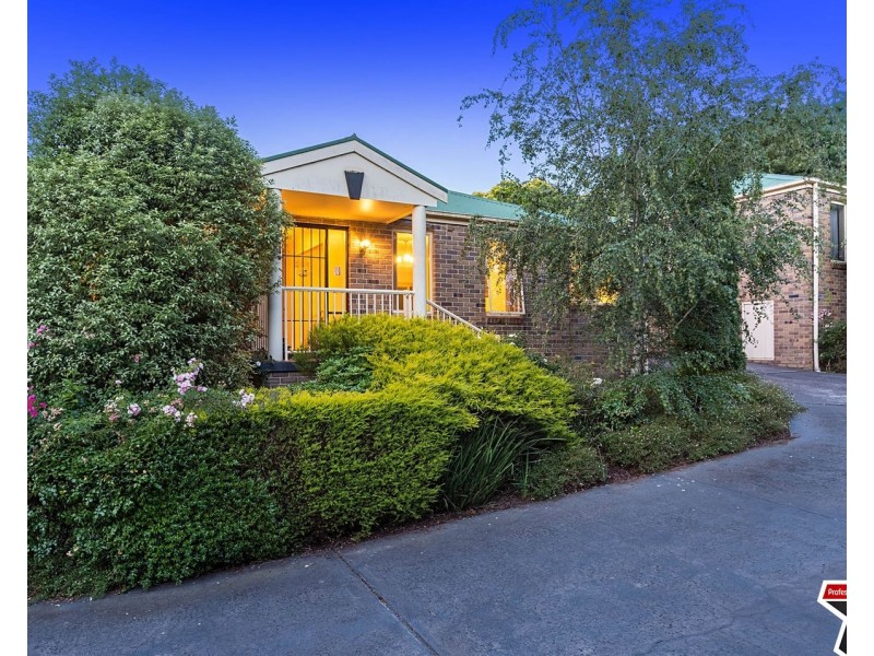 4/19 Newman Road, Croydon VIC 3136