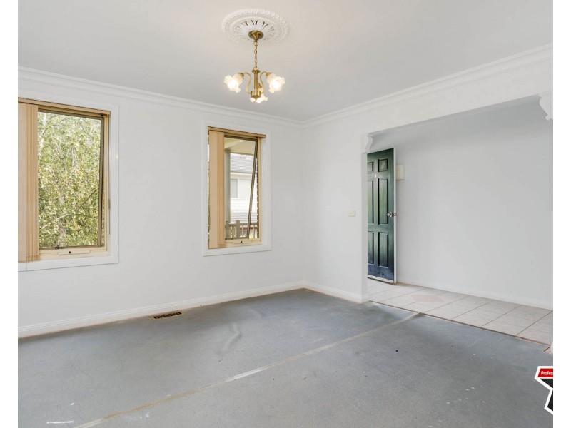4/19 Newman Road, Croydon VIC 3136