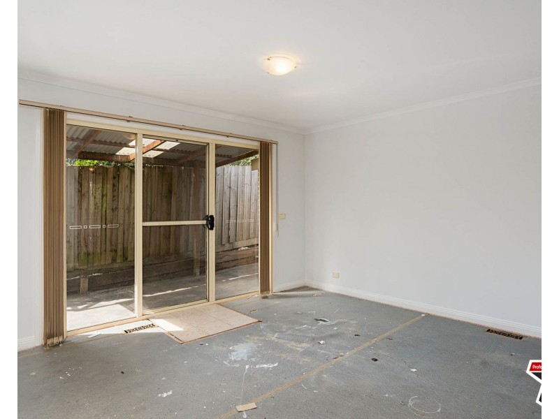 4/19 Newman Road, Croydon VIC 3136