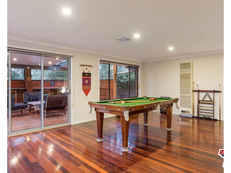 2 Drysdale Place, Mooroolbark VIC 3138