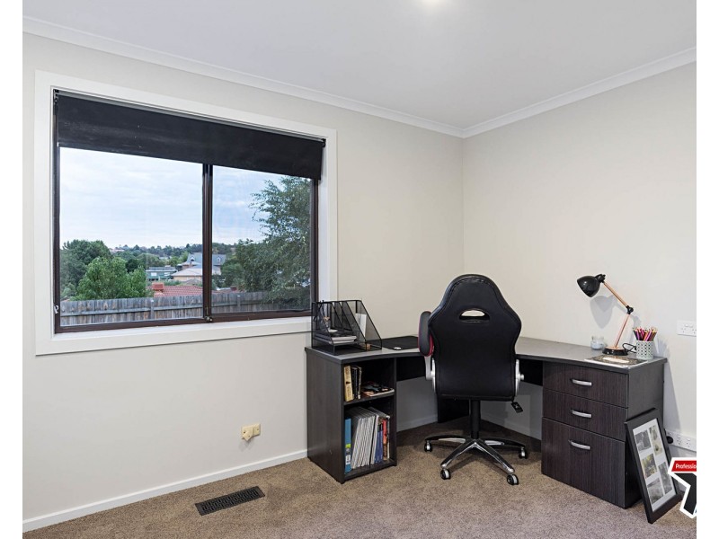 2 Drysdale Place, Mooroolbark VIC 3138
