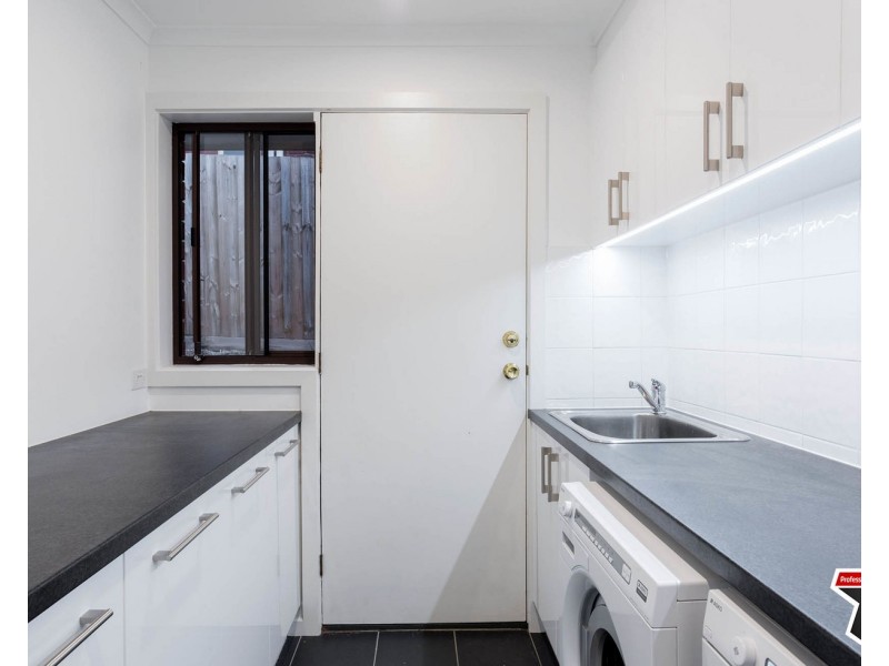 2 Drysdale Place, Mooroolbark VIC 3138