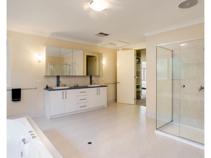 246 Swansea Road, Mount Evelyn VIC 3796