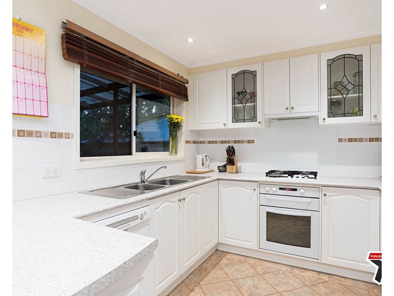 11 Walker Road, Montrose VIC 3765