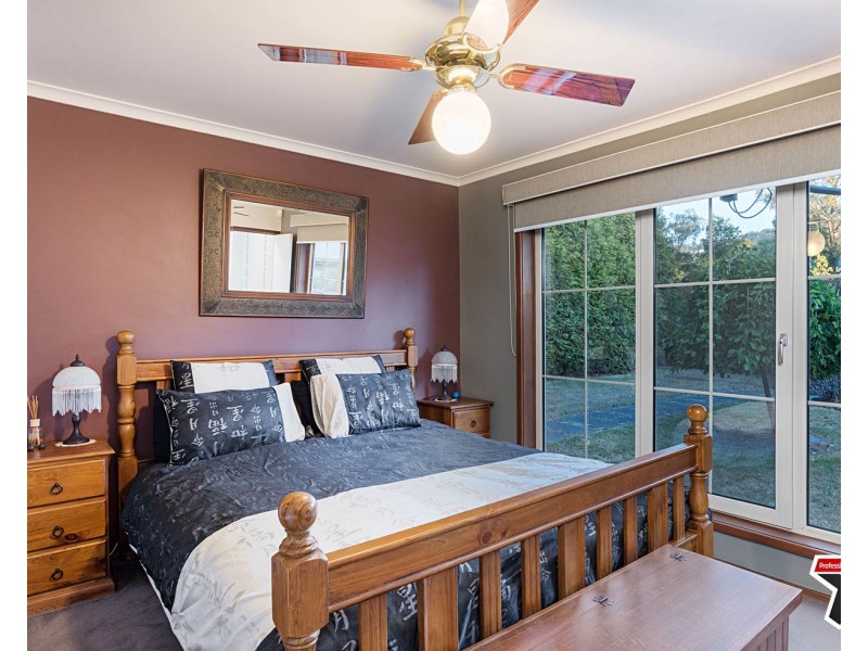 11 Walker Road, Montrose VIC 3765