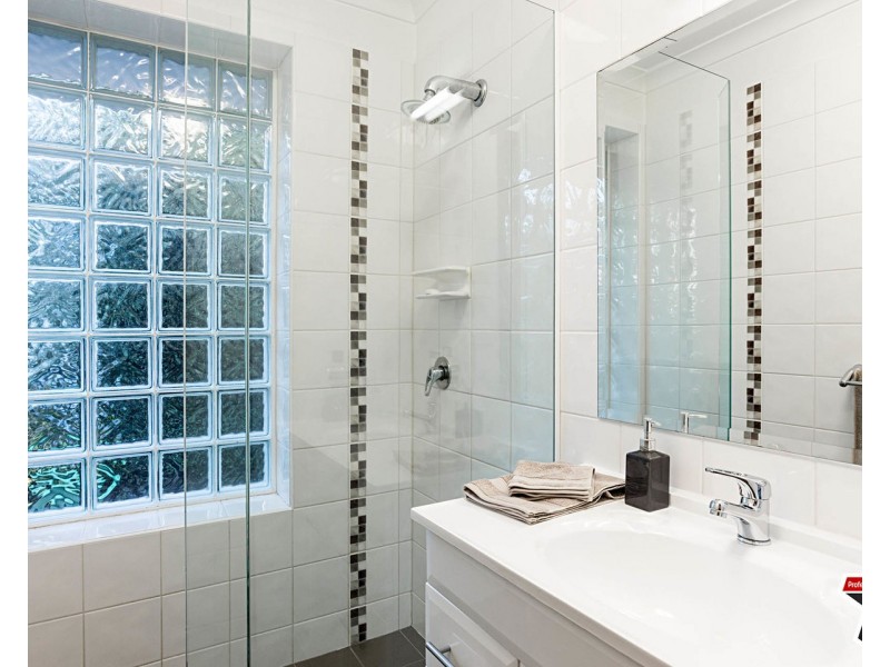 11 Walker Road, Montrose VIC 3765