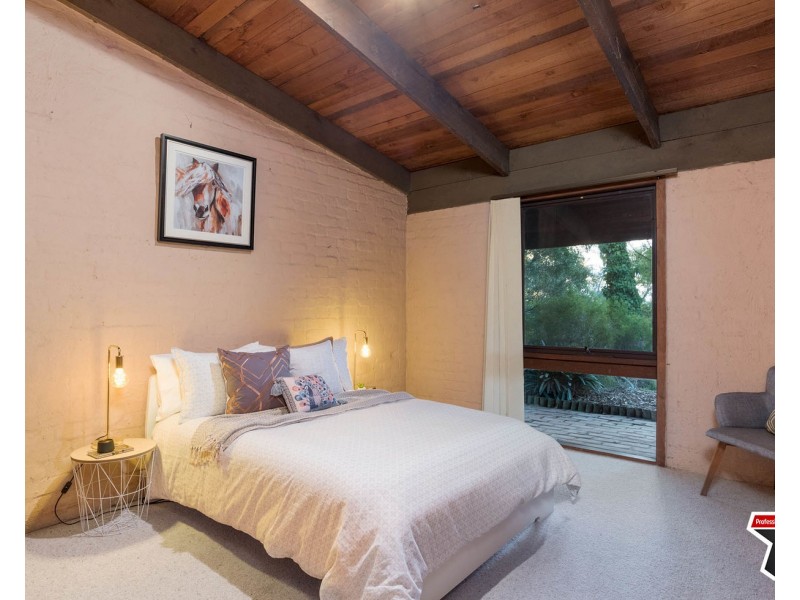 2 Jubilee Road, Montrose VIC 3765