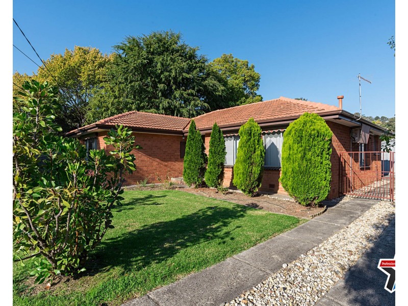36 McDermott Avenue, Mooroolbark VIC 3138