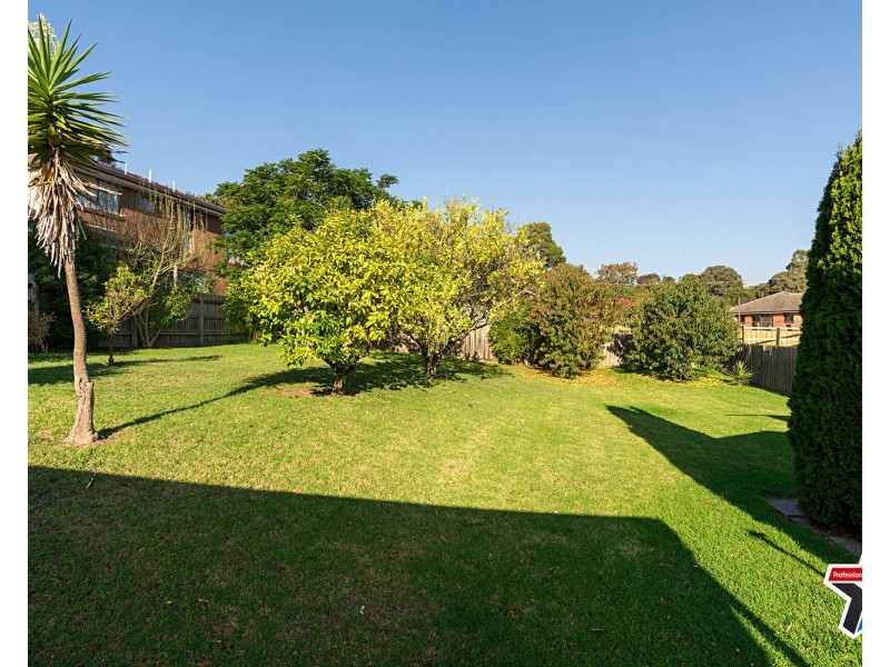 36 McDermott Avenue, Mooroolbark VIC 3138