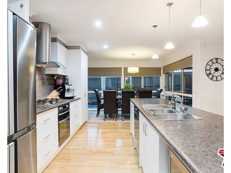 35 Kingsburgh Lane, Lilydale VIC 3140