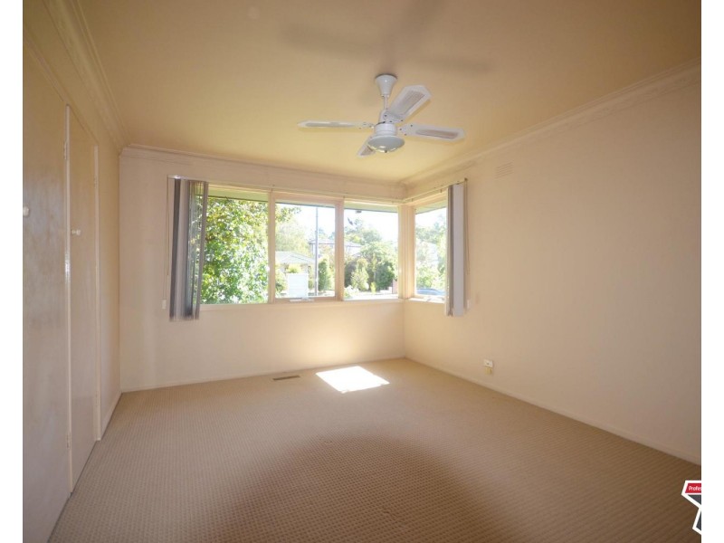 48 Lee Ann Crescent, Croydon VIC 3136