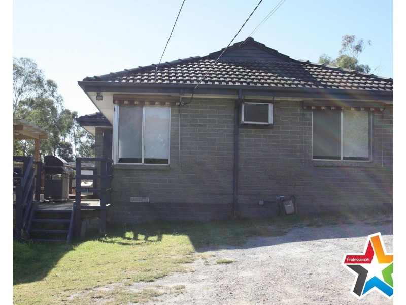 50 Greenslopes Drive, Mooroolbark VIC 3138
