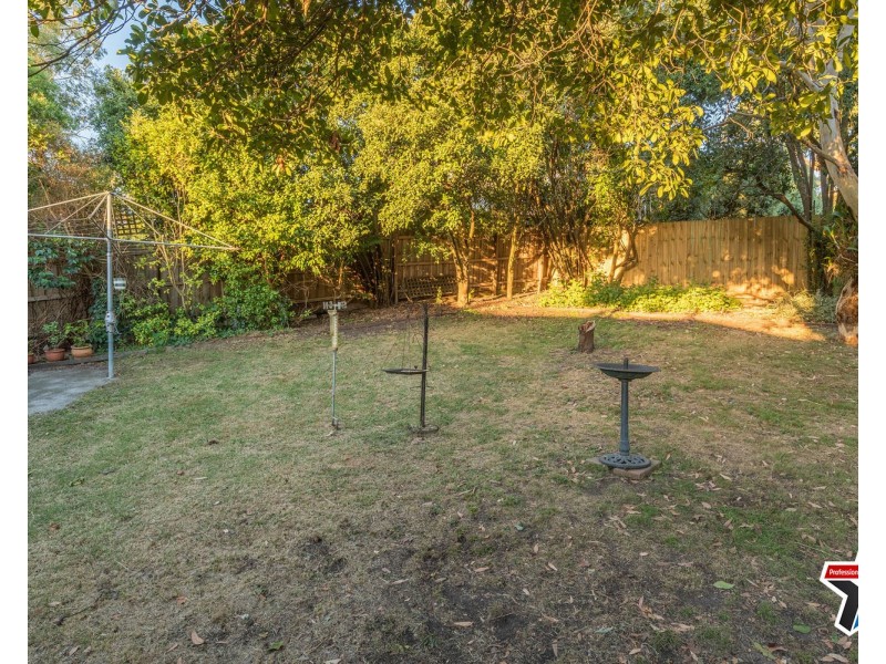 4 Meadowlark Lane, Mooroolbark VIC 3138