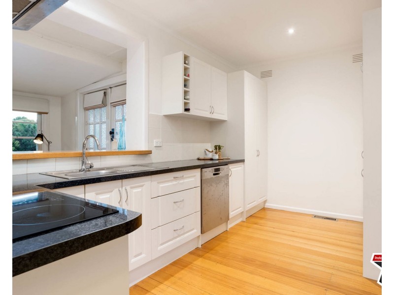 20 Swinburne Avenue, Mooroolbark VIC 3138