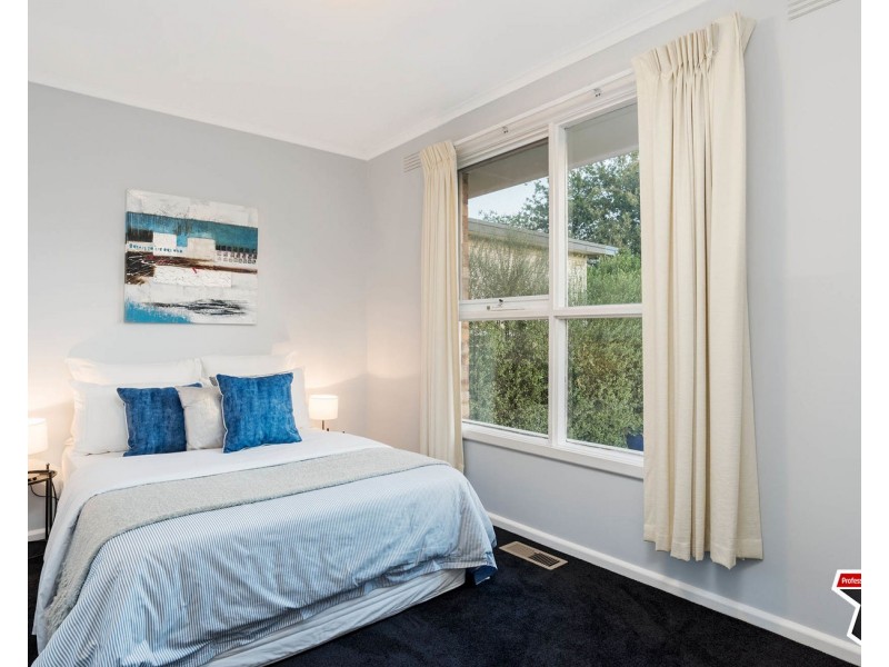 20 Swinburne Avenue, Mooroolbark VIC 3138