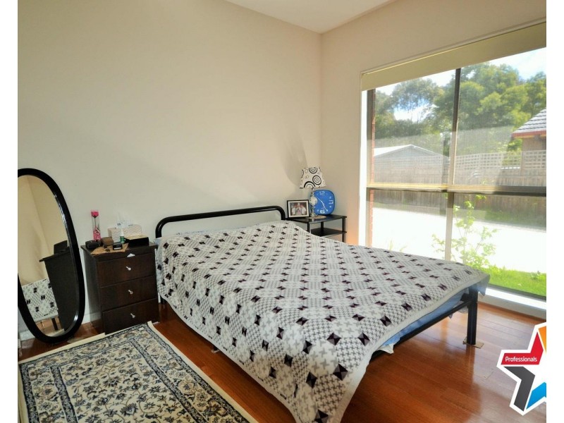 1/85 Esther Crescent, Mooroolbark VIC 3138