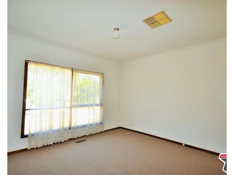 14 Church Street, Kilsyth VIC 3137