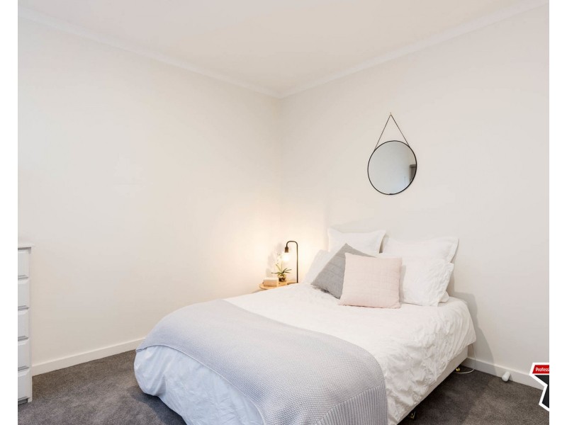 5 Holmes Road, Mooroolbark VIC 3138