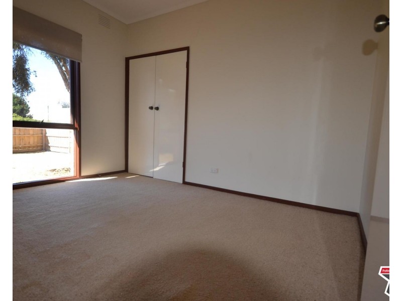1 Kimberley Drive, Chirnside Park VIC 3116