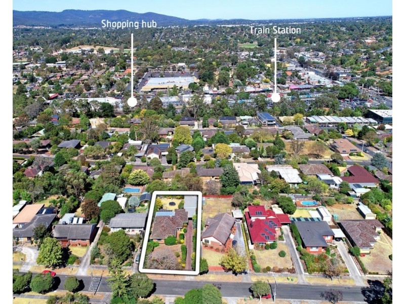 24 Sweetland Road, Mooroolbark VIC 3138