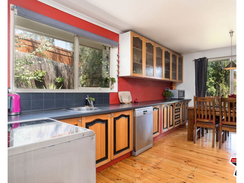 67 Wandana Crescent, Mooroolbark VIC 3138