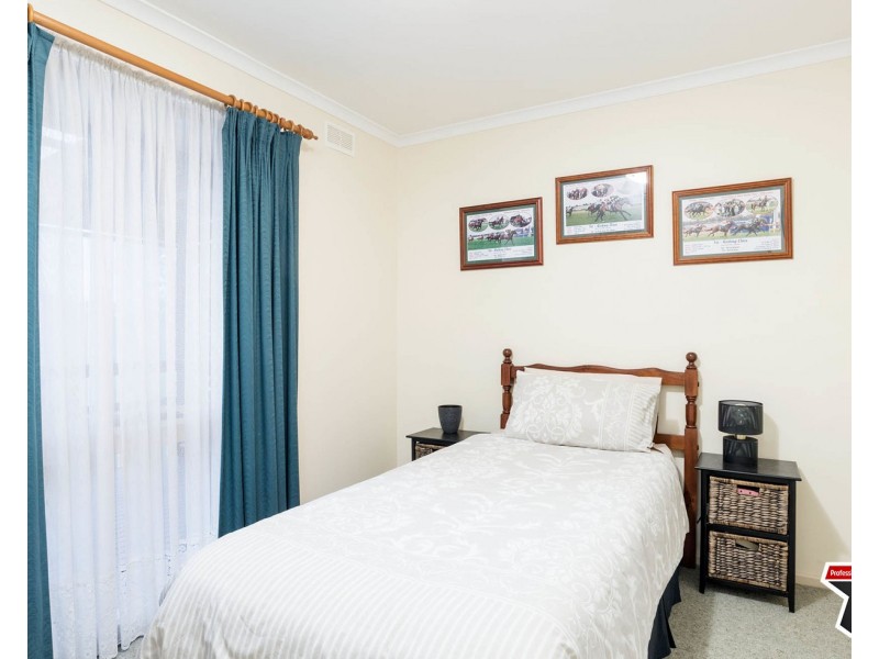 3 Wallace Way, Mooroolbark VIC 3138