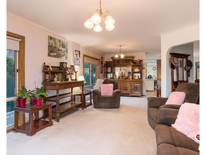 9 Lakeview Drive, Lilydale VIC 3140