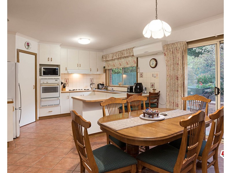 9 Lakeview Drive, Lilydale VIC 3140