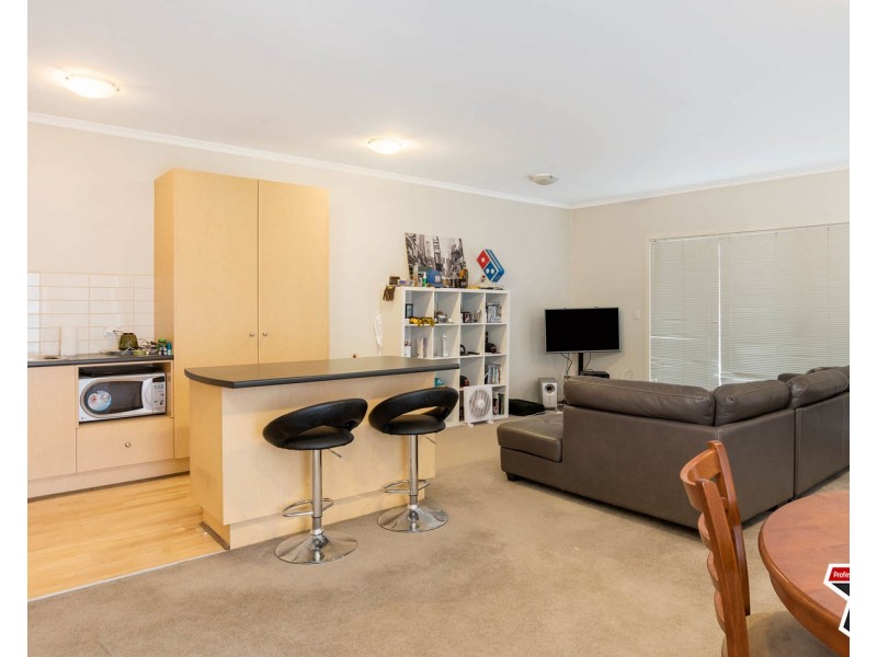 56/13-15 Hewish Road, Croydon VIC 3136