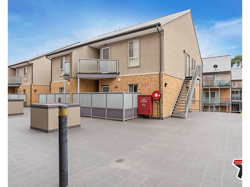 56/13-15 Hewish Road, Croydon VIC 3136