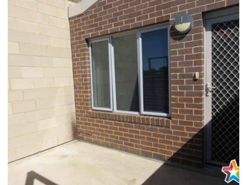 25/8-10 Mount View Parade, Mooroolbark VIC 3138