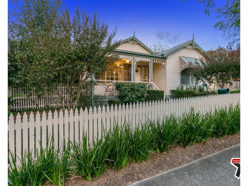 2 Kincumber Drive, Croydon VIC 3136