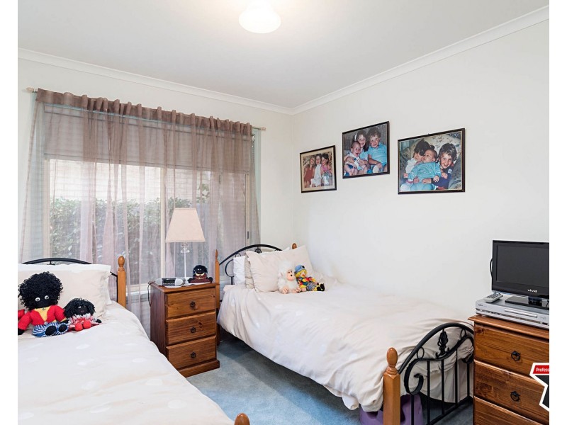 2 Kincumber Drive, Croydon VIC 3136