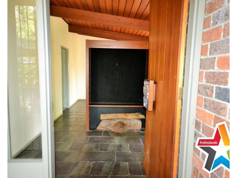 3 Ross Road, Croydon VIC 3136