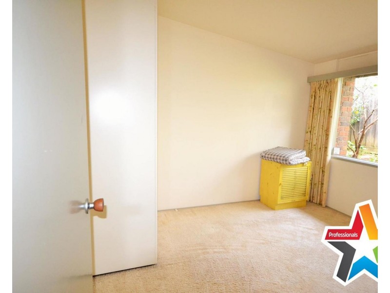 3 Ross Road, Croydon VIC 3136