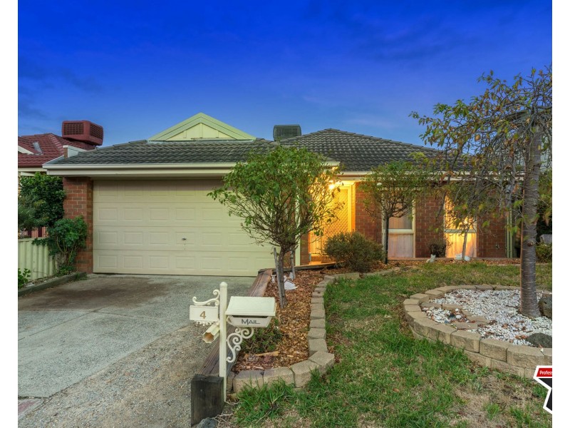 4 Sunnyridge Court, Chirnside Park VIC 3116