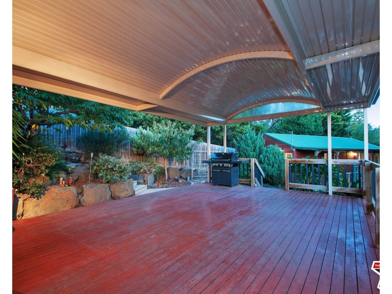 20 Ross Pincott Drive, Mooroolbark VIC 3138