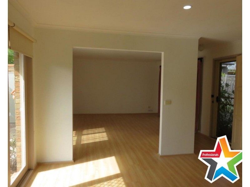 3/12 Plumer Street, Croydon VIC 3136