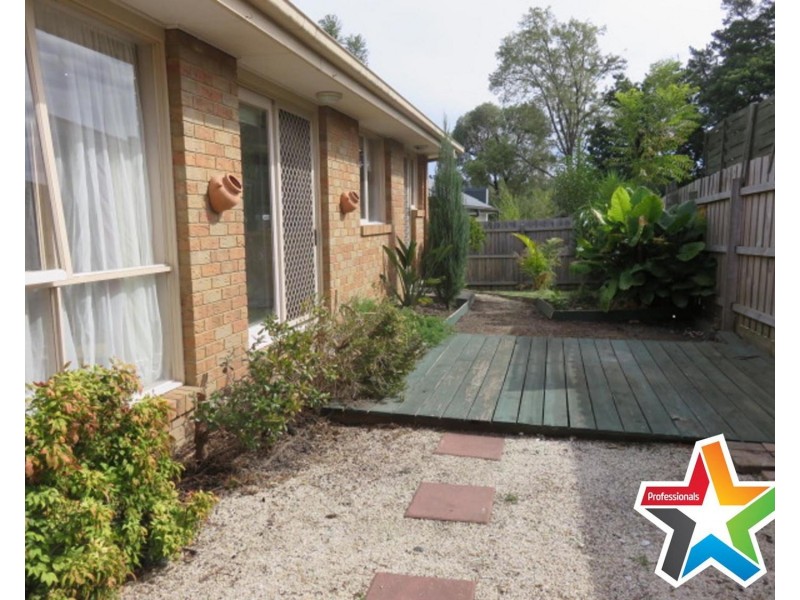 3/12 Plumer Street, Croydon VIC 3136