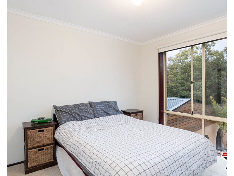 18 Batterbee Drive, Mooroolbark VIC 3138