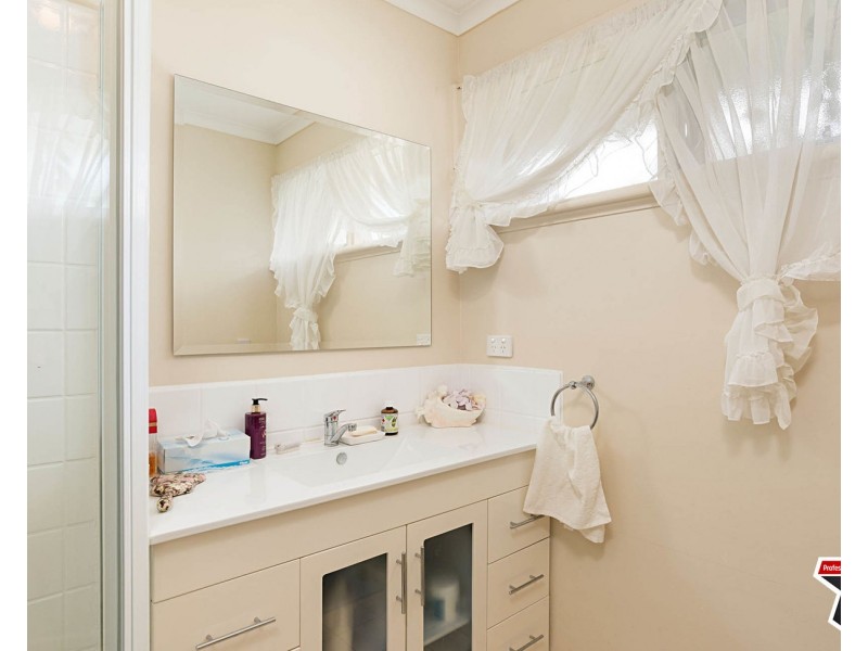 9 Greenville Street, Mooroolbark VIC 3138