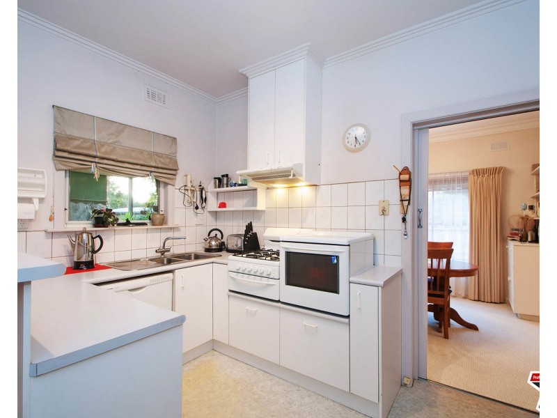 11 Wavell Street, Box Hill VIC 3128