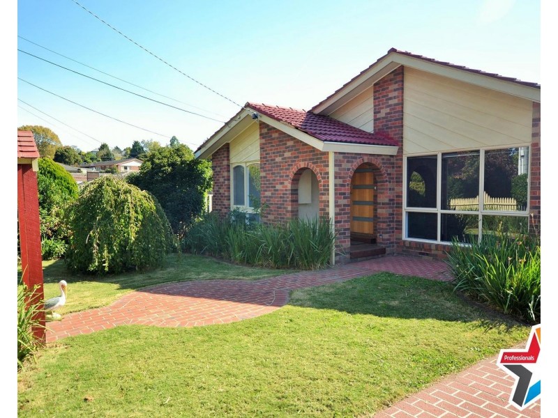 13 Huntingdale Drive, Chirnside Park VIC 3116