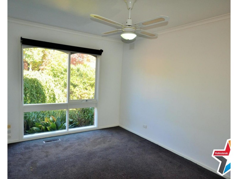 13 Huntingdale Drive, Chirnside Park VIC 3116