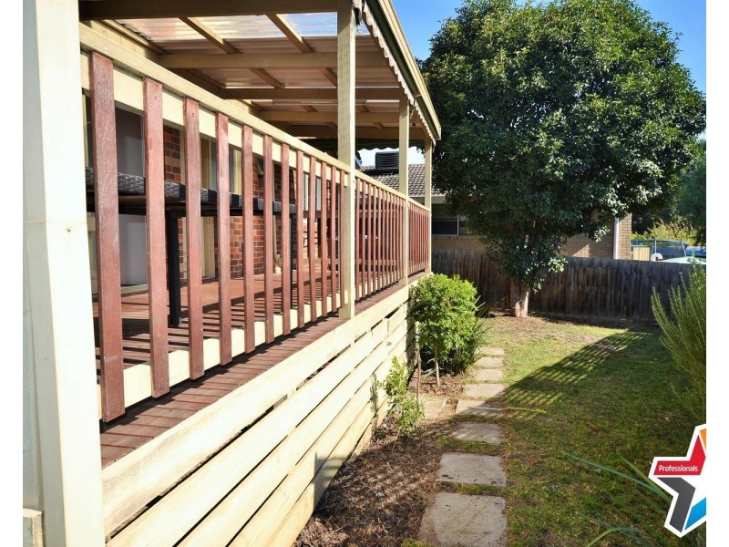 13 Huntingdale Drive, Chirnside Park VIC 3116