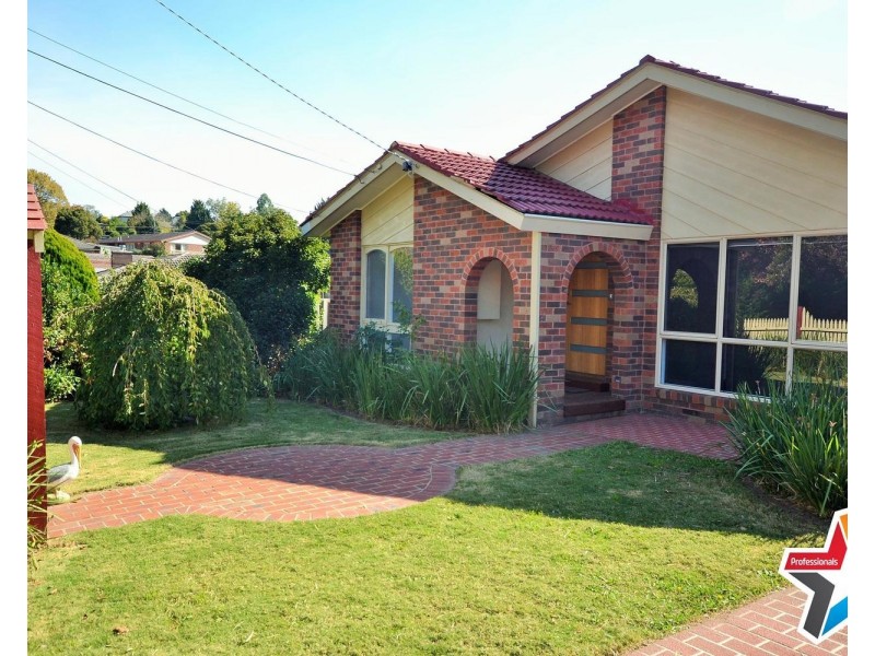 13 Huntingdale Drive, Chirnside Park VIC 3116